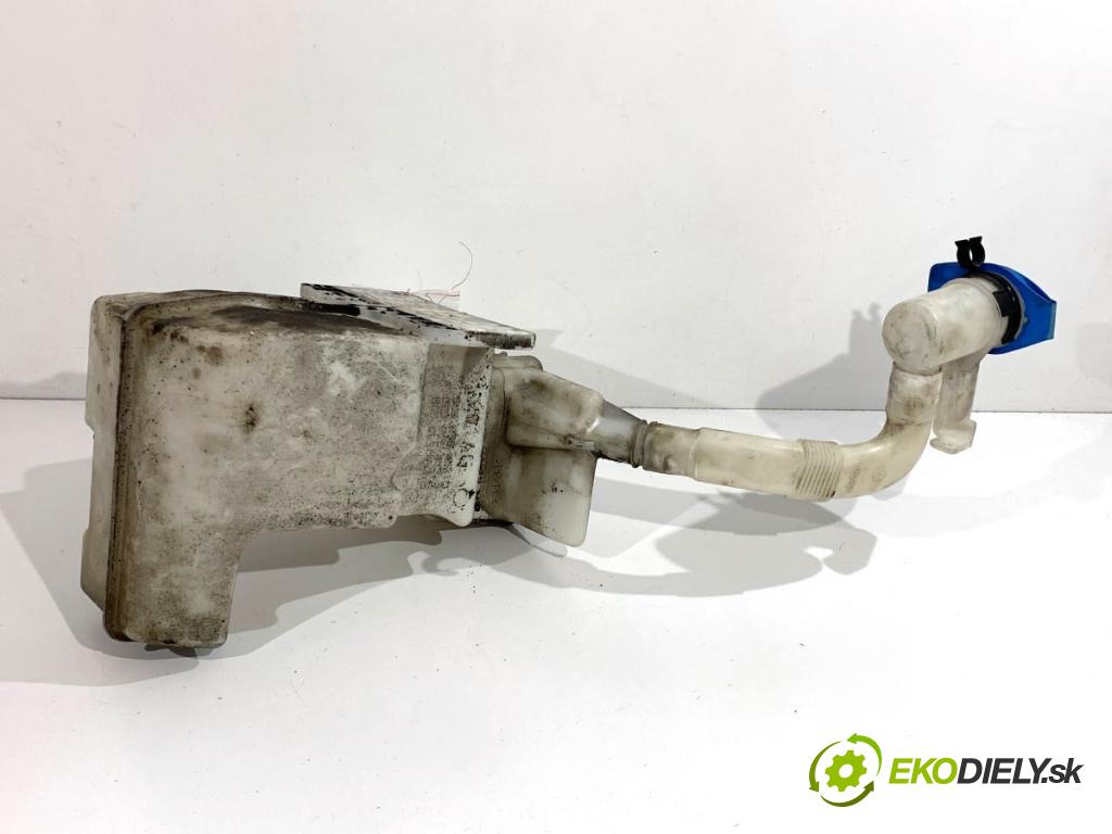 VW JETTA IV sedan 2012 90 kW 1.4 TSI 1390 Nádržka ostrekovačov 5C6955453