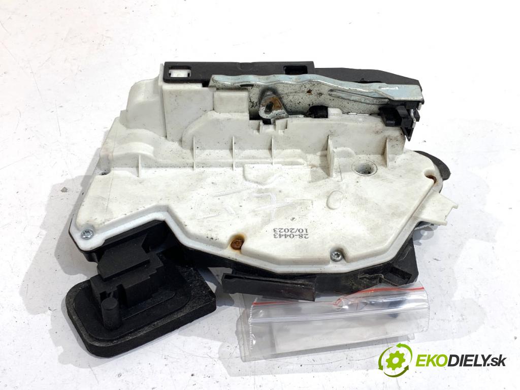 VW JETTA IV sedan 2012 90 kW 1.4 TSI 1390 zámok dveře levý zadní část