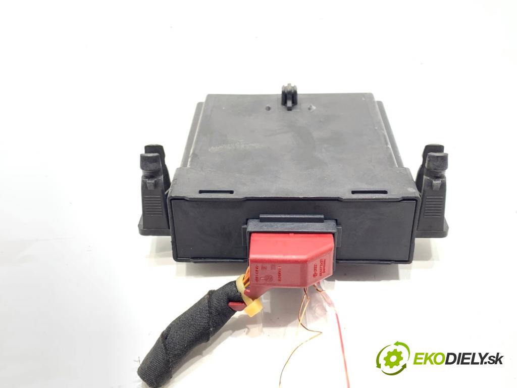 VW JETTA IV sedan 2012 90 kW 1.4 TSI 1390 modul GATEWAY 7N0907530M
