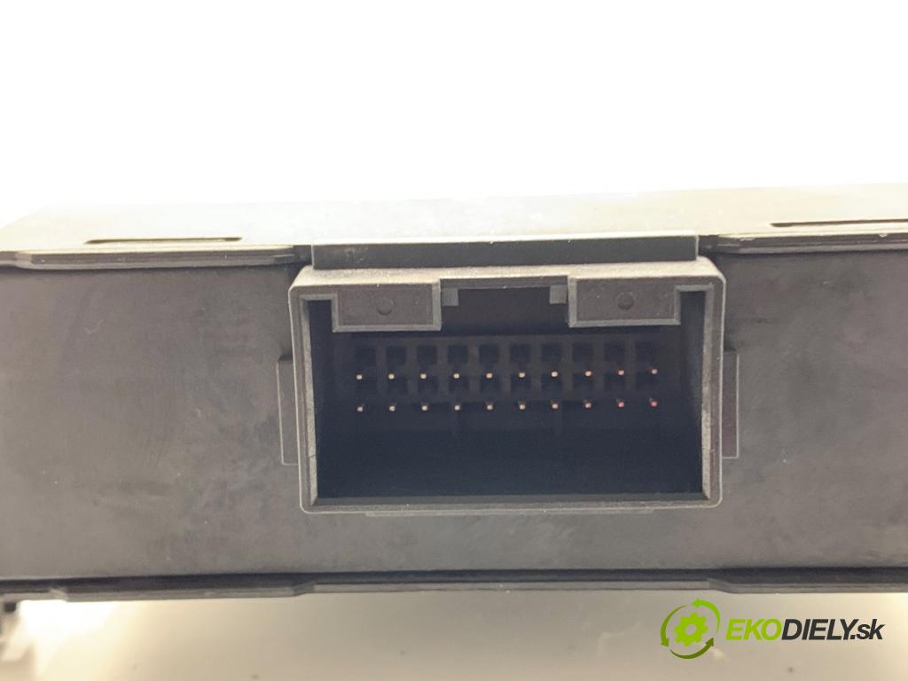 VW JETTA IV sedan 2012 90 kW 1.4 TSI 1390 modul GATEWAY 7N0907530M