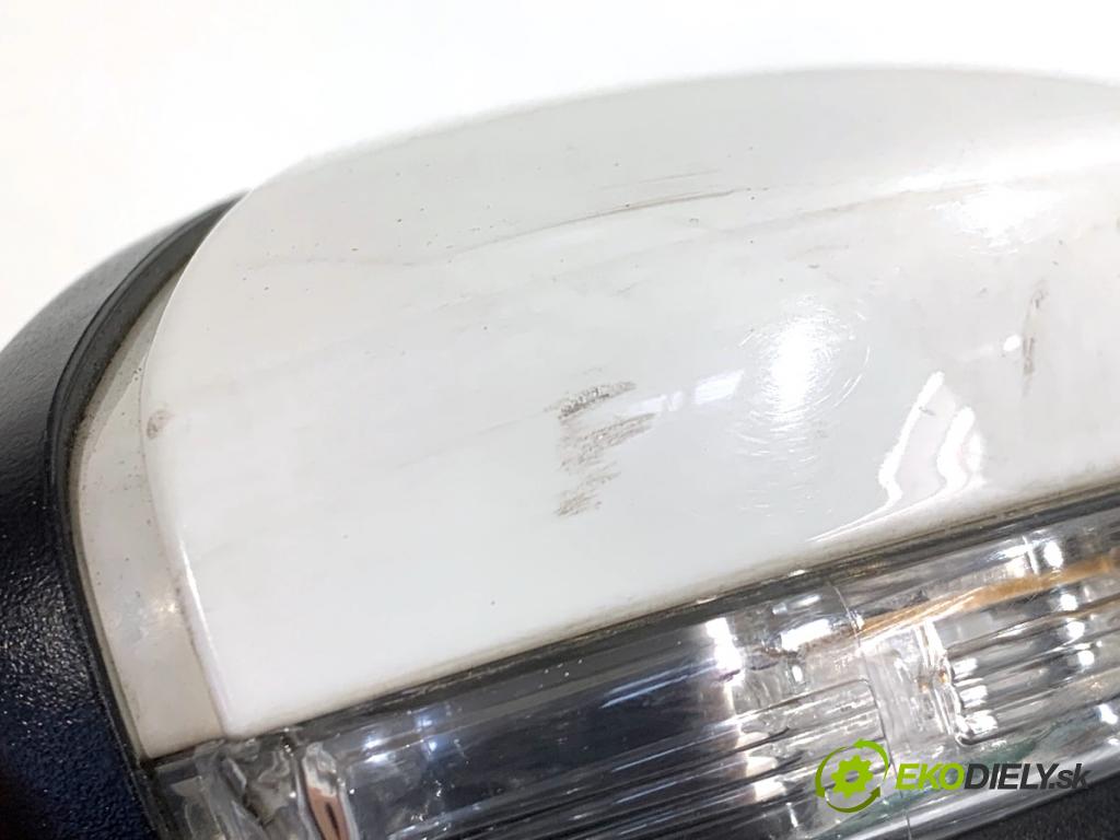 VW JETTA IV sedan 2012 90 kW 1.4 TSI 1390 zpětné zrcátko pravý