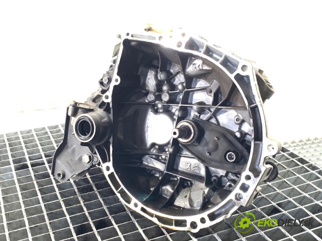 PEUGEOT 208 I liftback 2016 60 kW 1.2 VTI 82 1199 Prevodovka 20A701 (Prevodovka)