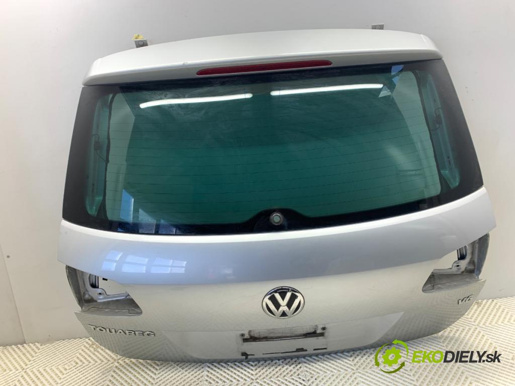VW TOUAREG SUV 2016 206 kW 3.6 V6 FSI 3597 kapota zad 