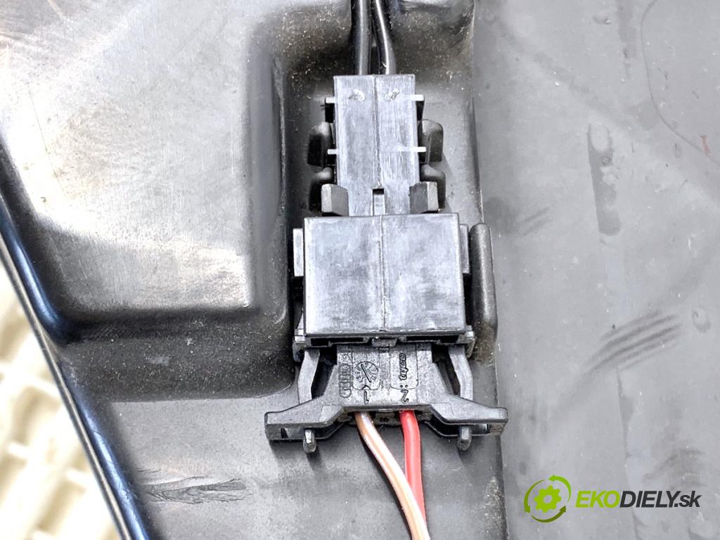 AUDI A4 B7 Kombi 2007 103 kW 2.0 TDI 1968 subwoofer 8E9035382D (Audio zariadenie)