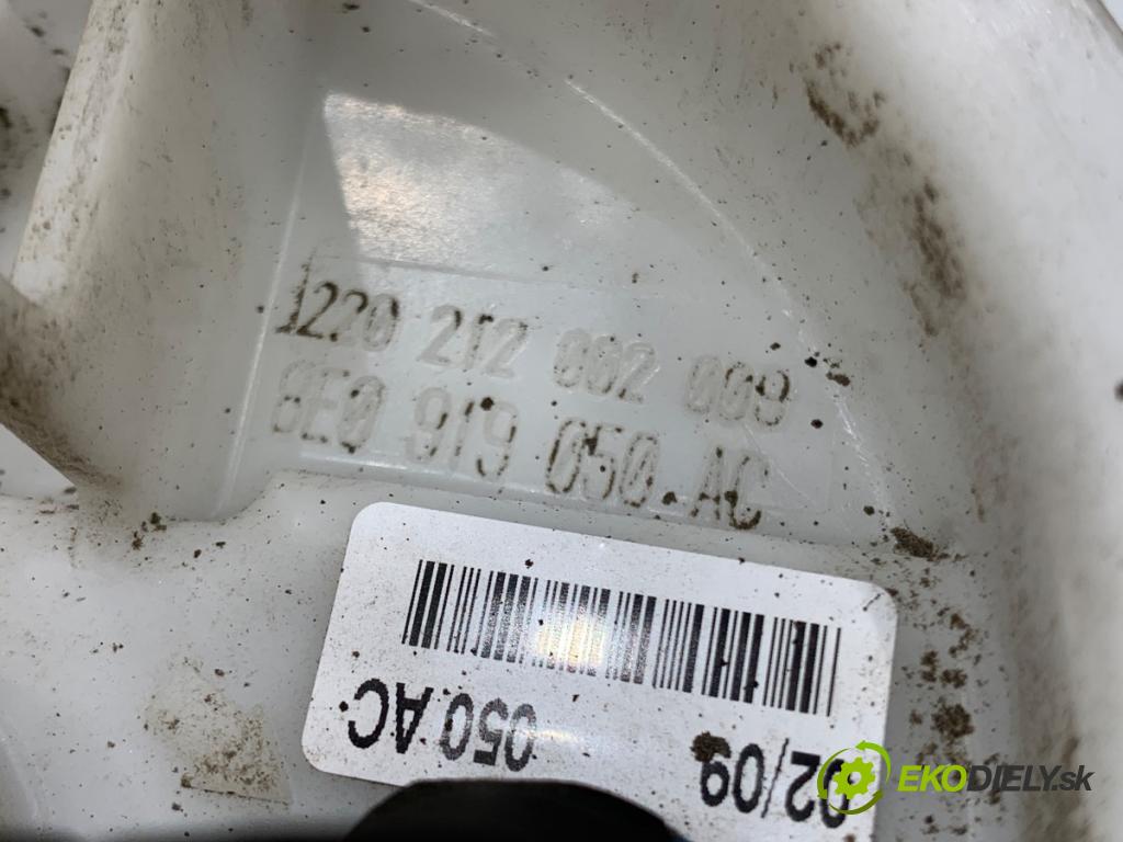 AUDI A4 B7 Kombi 2007 103 kW 2.0 TDI 1968 pumpa paliva 8E0919050AC