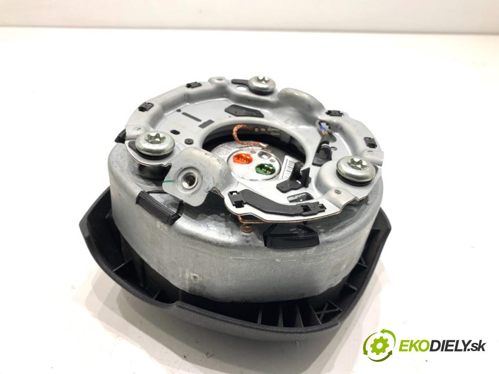 AUDI A4 B7 Kombi 2007 103 kW 2.0 TDI 1968 AirBag volantu 8E0880201DH (Airbag)