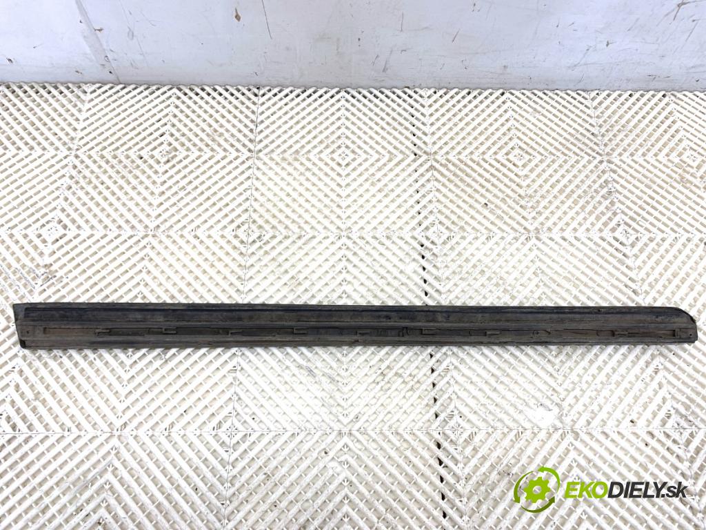 AUDI A4 B7 Kombi 2007 103 kW 2.0 TDI 1968 Lišta Dvere pravy predný S-LINE 8E0853960