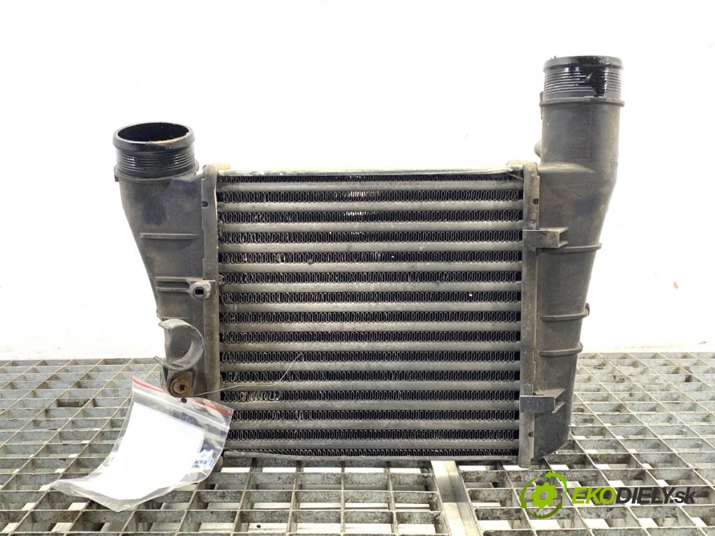 AUDI A4 B7 Kombi 2007 103 kW 2.0 TDI 1968 intercooler 8E0145805AA (Intercooler (chladič nasávaného vzduchu))