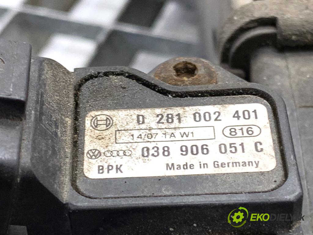 AUDI A4 B7 Kombi 2007 103 kW 2.0 TDI 1968 intercooler 8E0145805AA (Intercooler (chladič nasávaného vzduchu))