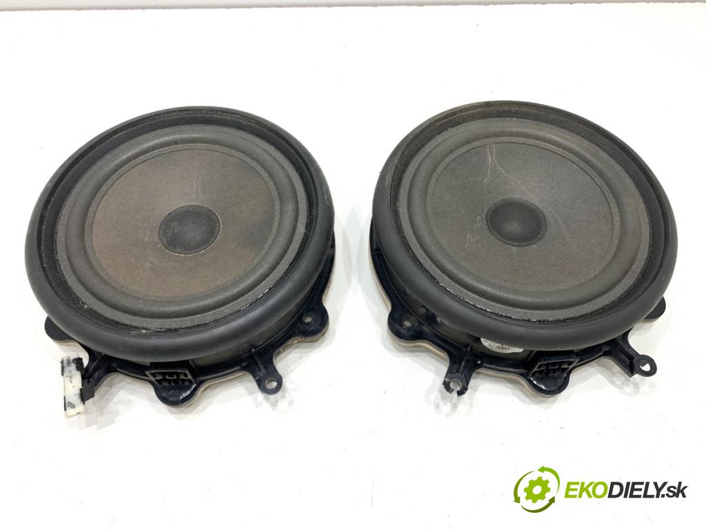 AUDI A4 B7 Kombi 2007 103 kW 2.0 TDI 1968 reproduktory 8E0035411