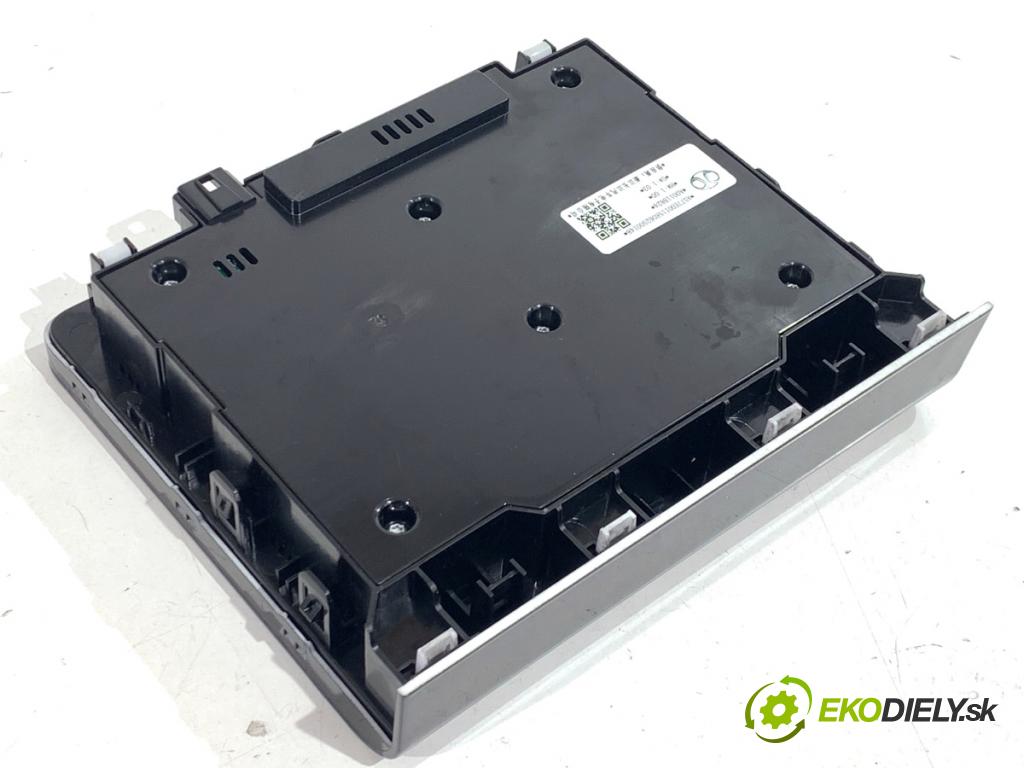 BAIC X75 SUV 2024 138 kW DCT 1498 Panel ovládania kúrenia zad A00118824
