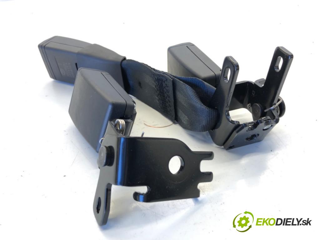 BAIC X75 SUV 2024 138 kW DCT 1498 WPINKI Pinka PASA zad A00087076