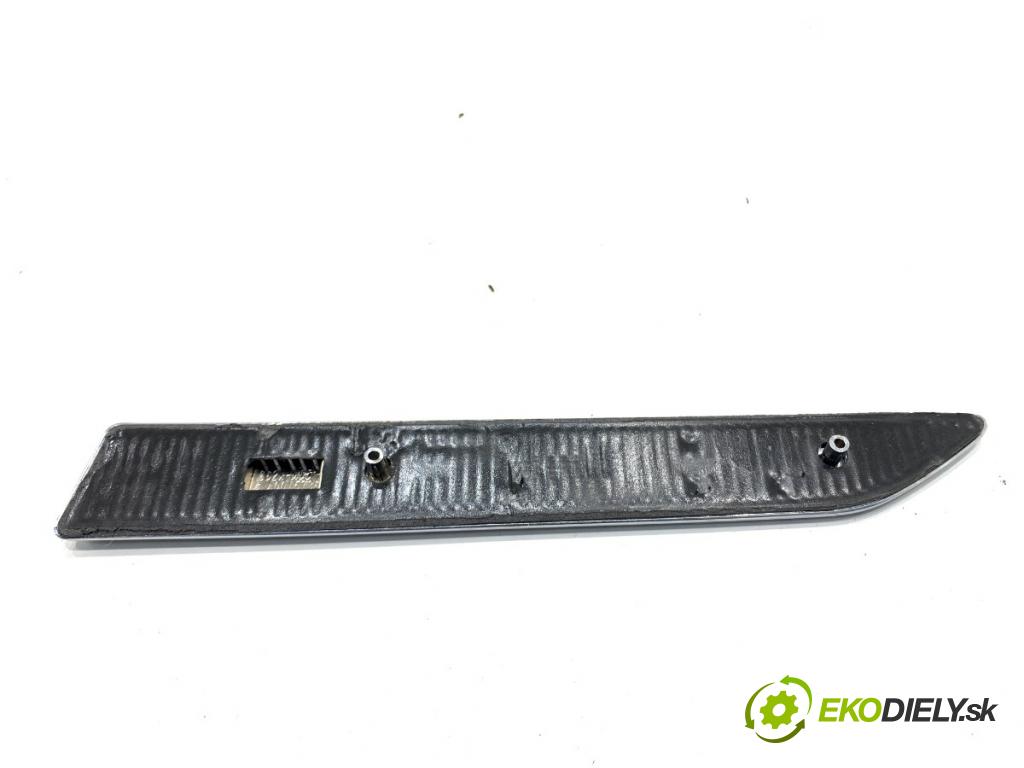BAIC X75 SUV 2024 138 kW DCT 1498 Lišta blatníka predný pravá A0015736