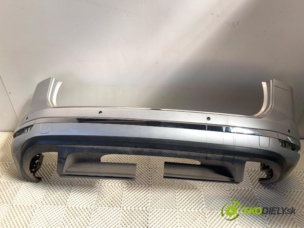 VW TOUAREG SUV 2016 206 kW 3.6 V6 FSI 3597 Nárazník zad  (Kľučka dverí ostatné)