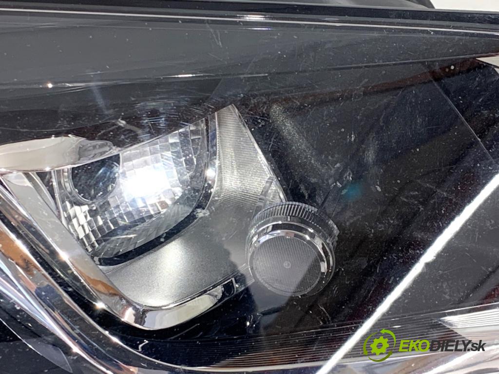 VW TOUAREG SUV 2016 206 kW 3.6 V6 FSI 3597 Svetlomet pravy predný LED 7P0941754
