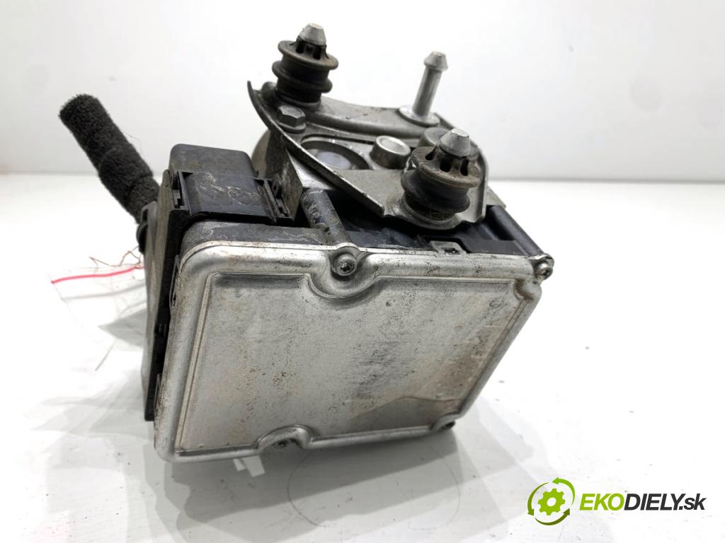 VW TOUAREG SUV 2016 206 kW 3.6 V6 FSI 3597 Pumpa ABS 7P0614517R (Pumpa ABS)