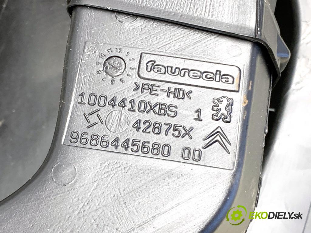 PEUGEOT 508 I sedan 2011 115 kW 1.6 THP 1598 palubní doska POLŠTÁŘ: spolujezdce