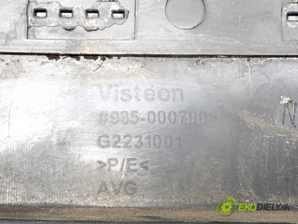 PEUGEOT 508 I sedan 2011 115 kW 1.6 THP 1598 čalúnenie Dvere ľavy predný