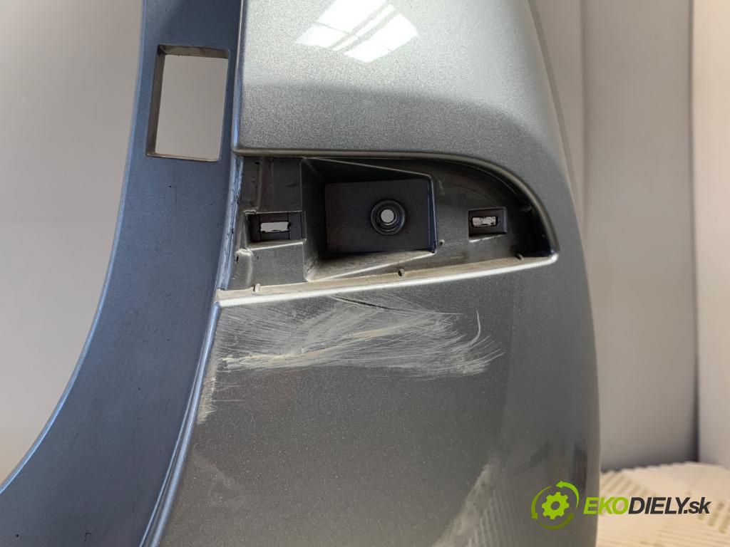 HYUNDAI i30 Kombi 2023 88 kW 1.0 T-GDI 998 Nárazník zad R2T (Kľučka dverí ostatné)
