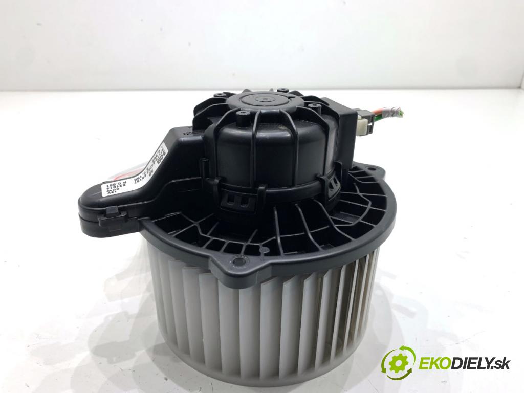 HYUNDAI i30 Kombi 2023 88 kW 1.0 T-GDI 998 ventilátor kúrenia 97113-A4000