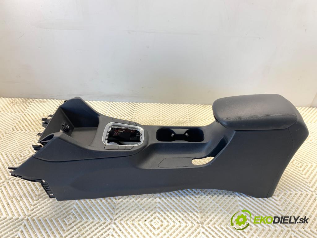 HYUNDAI i30 Kombi 2023 88 kW 1.0 T-GDI 998 Tunel stredový  (Stredový tunel)