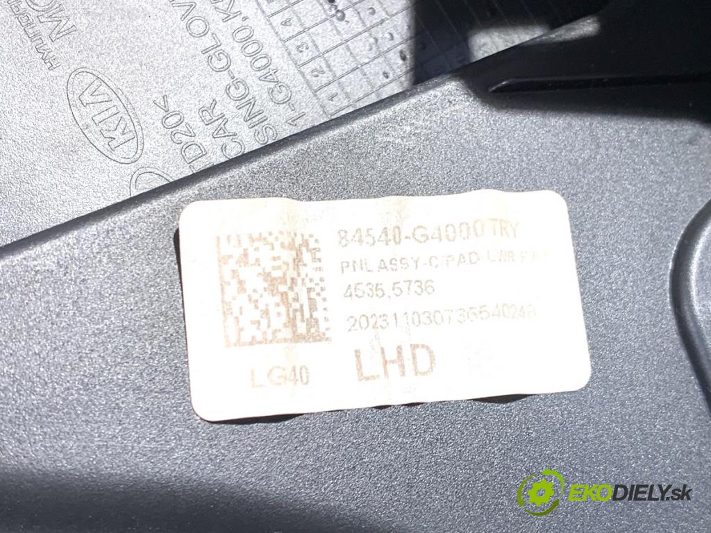 HYUNDAI i30 Kombi 2023 88 kW 1.0 T-GDI 998 Priehradka, kastlík spolujazdca  (Priehradka (kastlík))