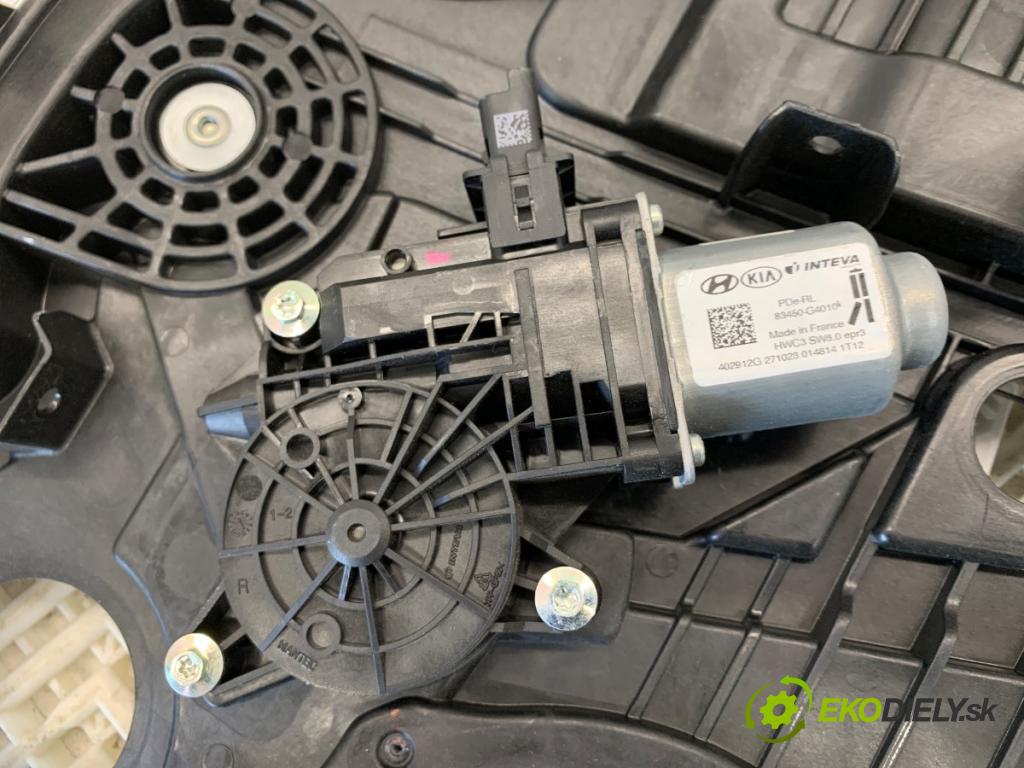 HYUNDAI i30 Kombi 2023 88 kW 1.0 T-GDI 998 Mechanizmus okna ľavy zad 83470-G4030