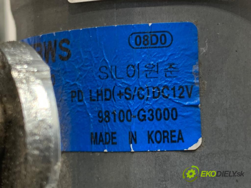 HYUNDAI i30 Kombi 2023 88 kW 1.0 T-GDI 998 Mechanizmus stieračov predný 98100-G3000 (Motorček stieračov predný)