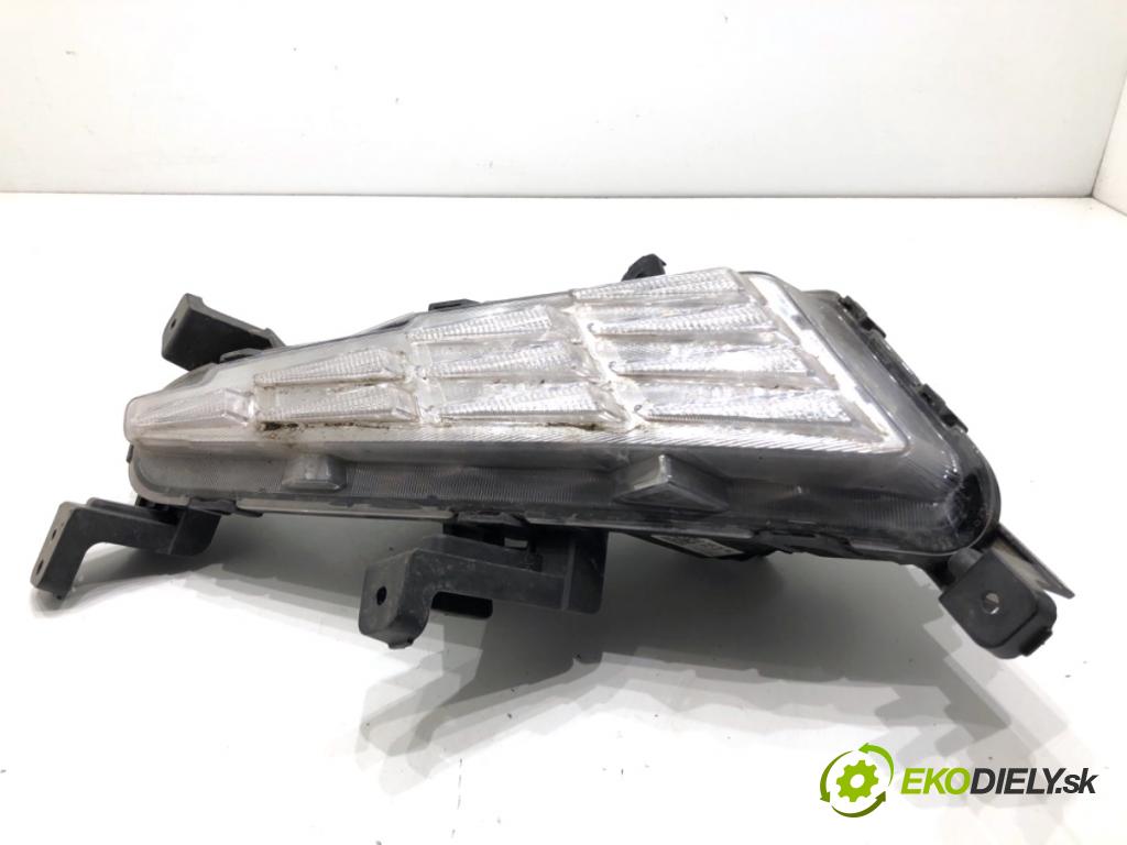 HYUNDAI i30 Kombi 2023 88 kW 1.0 T-GDI 998 Svetlo DRL: pravy predný 92208G4600