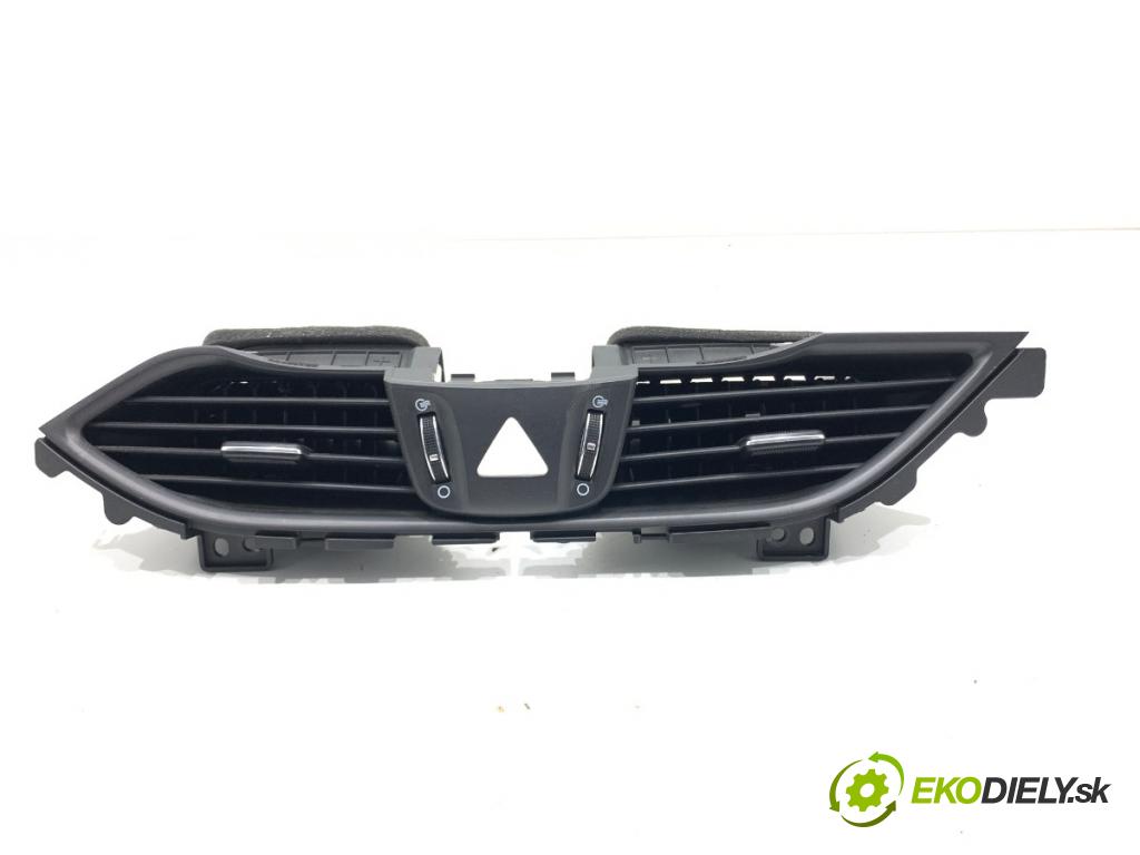 HYUNDAI i30 Kombi 2023 88 kW 1.0 T-GDI 998 Mriežky kúrenia predný 97401-G4000