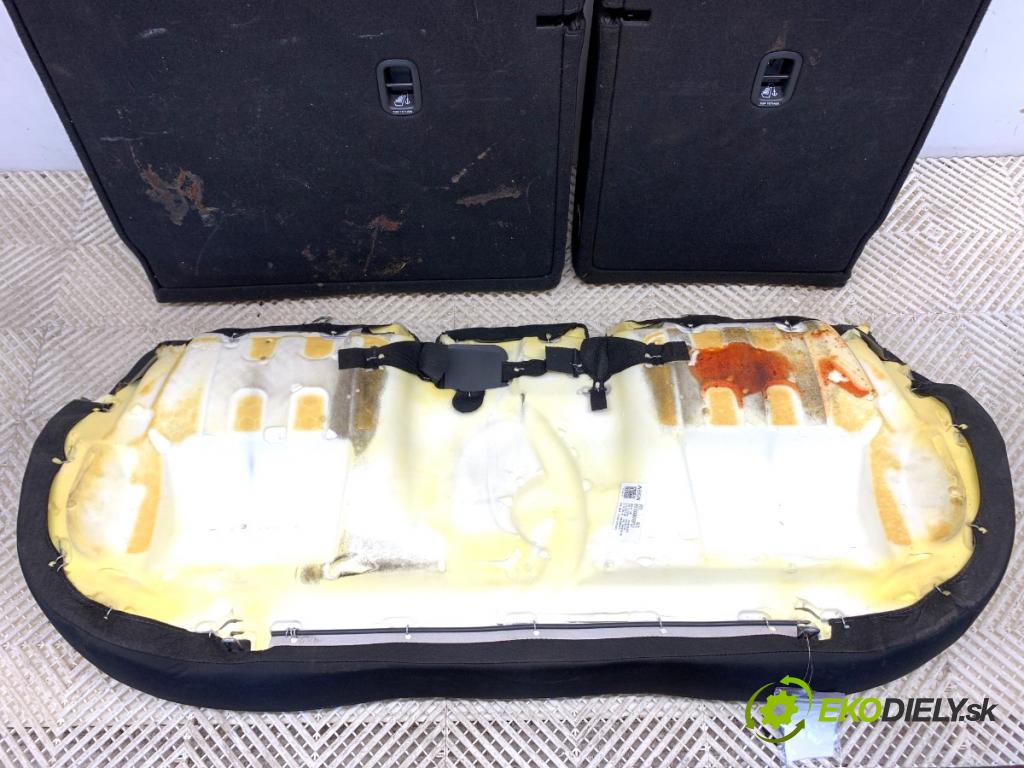 HYUNDAI i30 Kombi 2023 88 kW 1.0 T-GDI 998 Sedadlo druhý rad