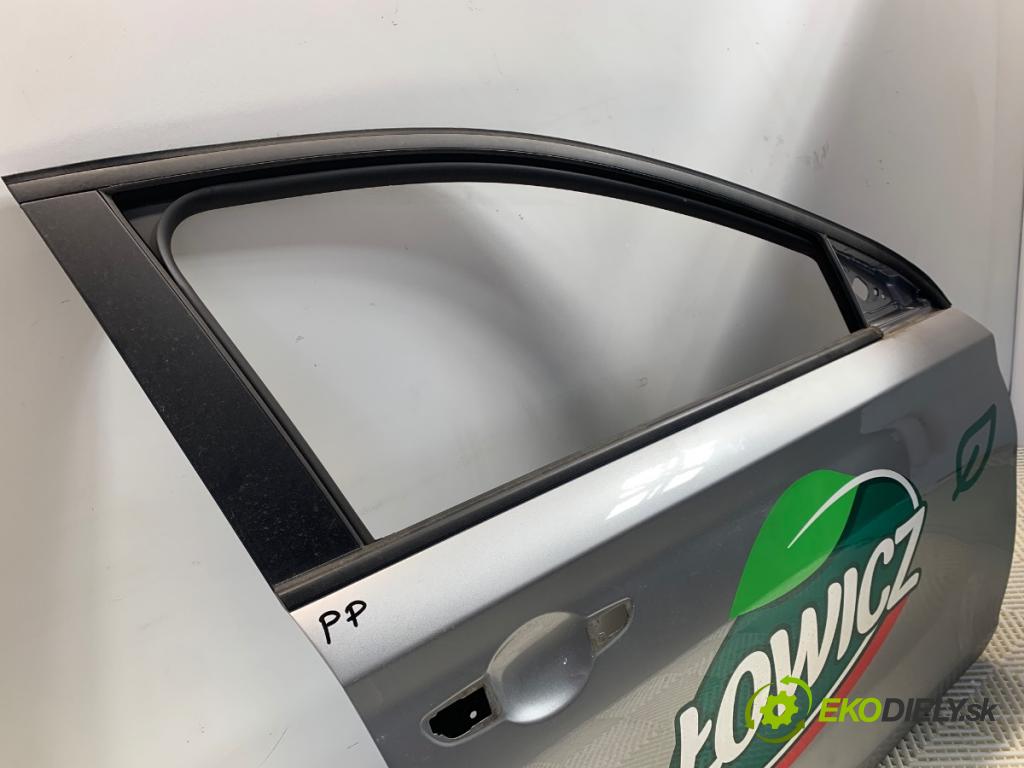 HYUNDAI i30 Kombi 2023 88 kW 1.0 T-GDI 998 Dvere pravy predný R2T