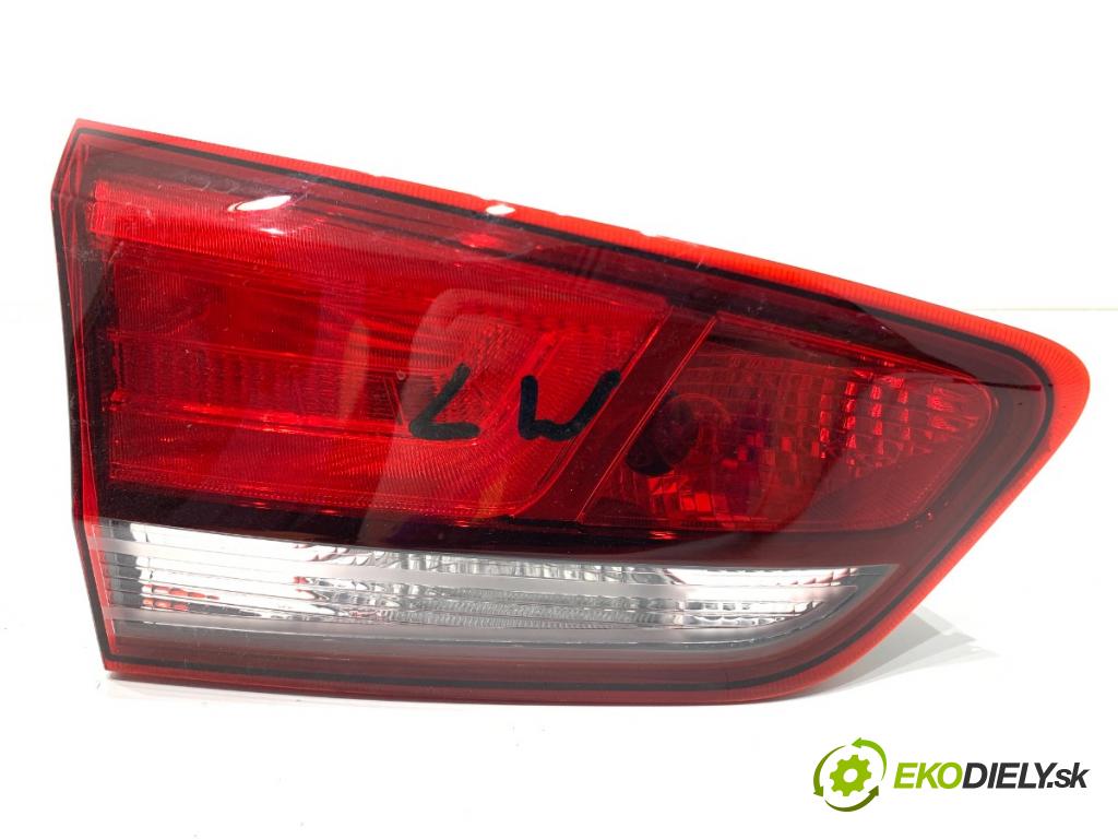 HYUNDAI i30 Kombi 2023 88 kW 1.0 T-GDI 998 Svetlo zad ľavá strana vnútorná 92403G4200 (Kľučka dverí ostatné)