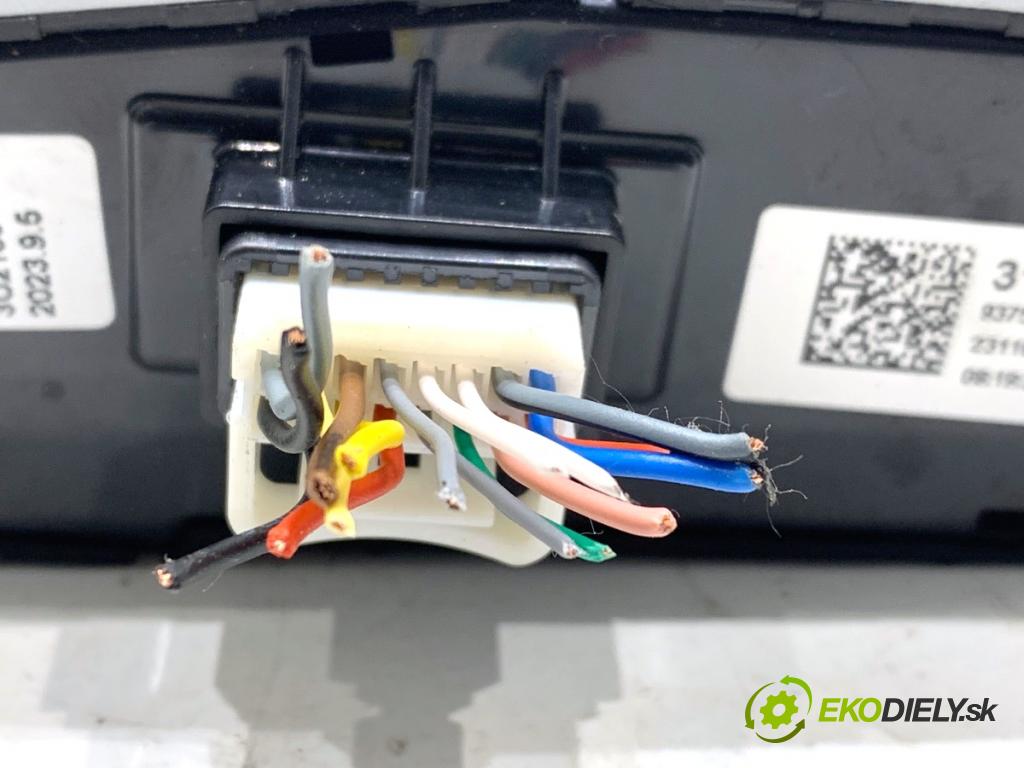 HYUNDAI i30 Kombi 2023 88 kW 1.0 T-GDI 998 Prepínač nastavenia svetiel 93750G4150 (Prepínacie páčky pod volantom)