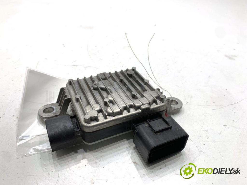 HYUNDAI i30 Kombi 2023 88 kW 1.0 T-GDI 998 Modul ventilátora 25385-F3000