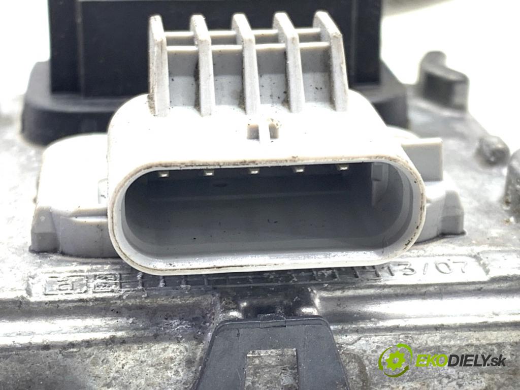 RENAULT TRAFIC III Skrzynia 2025 125 kW 2.0 dCi 170 (FGMM) 1997 sonda NOX 227900040R