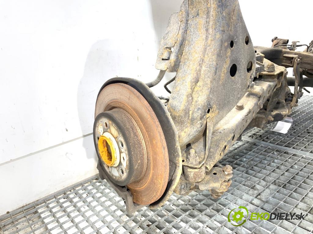 NISSAN QASHQAI J11 SUV 2016 120 kW 1.6 DIG-T 1618 Výstuha zad