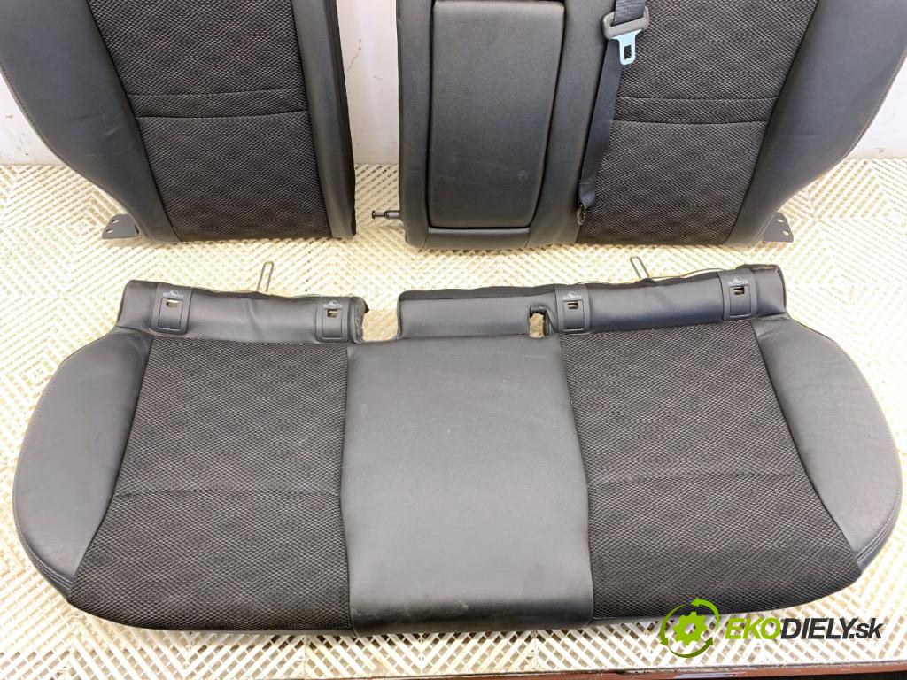 NISSAN QASHQAI J11 SUV 2016 120 kW 1.6 DIG-T 1618 Sedadlo druhý rad