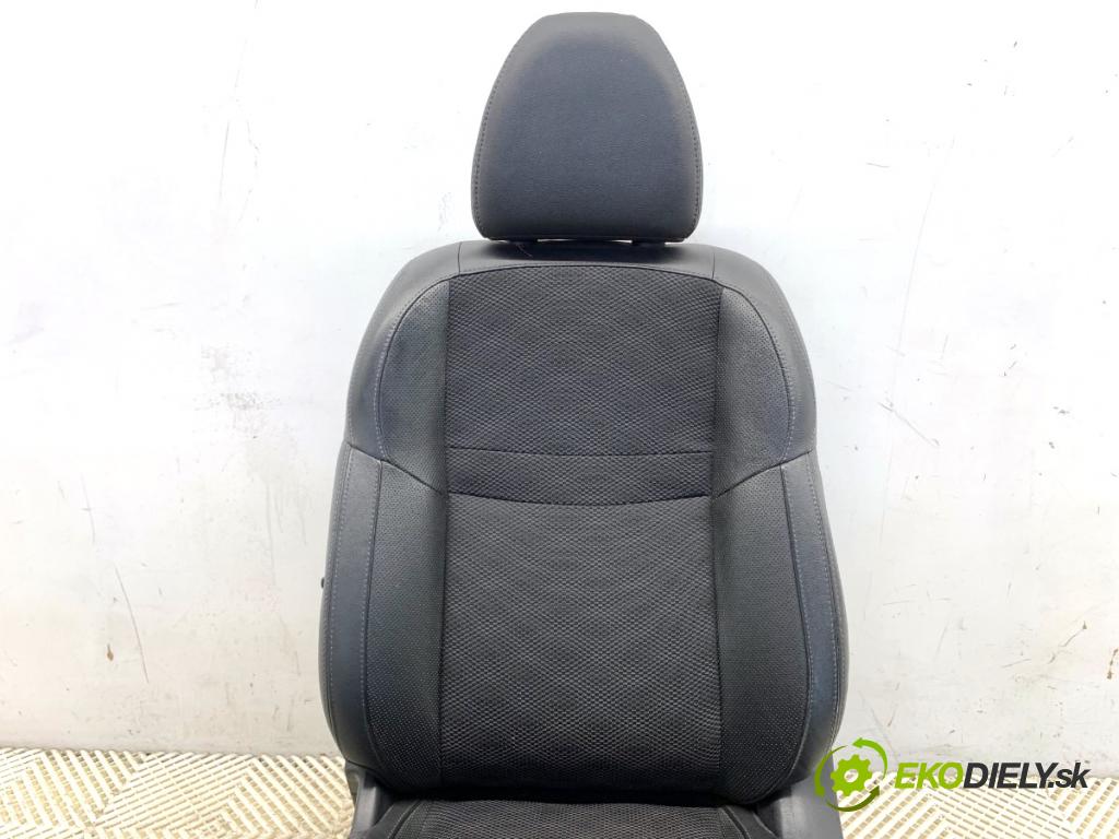 NISSAN QASHQAI J11 SUV 2016 120 kW 1.6 DIG-T 1618 Sedadlo ľavy predný