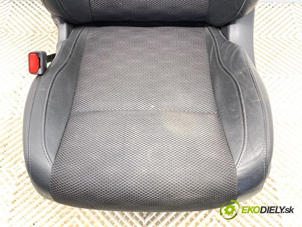 NISSAN QASHQAI J11 SUV 2016 120 kW 1.6 DIG-T 1618 Sedadlo ľavy predný