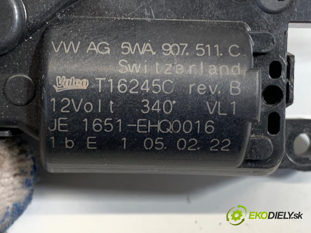VW PASSAT B8 Kombi 2015 110 kW 2.0 TDI 1968 motor topení 5WA907511C