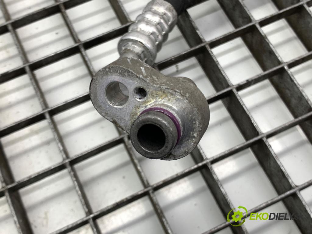 VW PASSAT B8 Kombi 2015 110 kW 2.0 TDI 1968 rúrka klimatizácie 3Q0916721A (Rúrka klimatizácie)