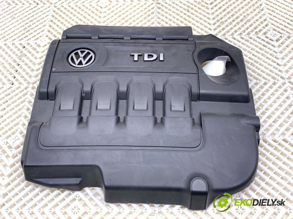 VW PASSAT B8 Kombi 2015 110 kW 2.0 TDI 1968 Kryt Motor 04L103925Q (Kryt motora)