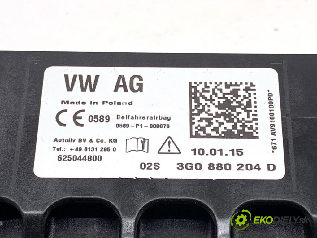VW PASSAT B8 Kombi 2015 110 kW 2.0 TDI 1968 AirBag spolujazdca 3G0880204D (Airbag)
