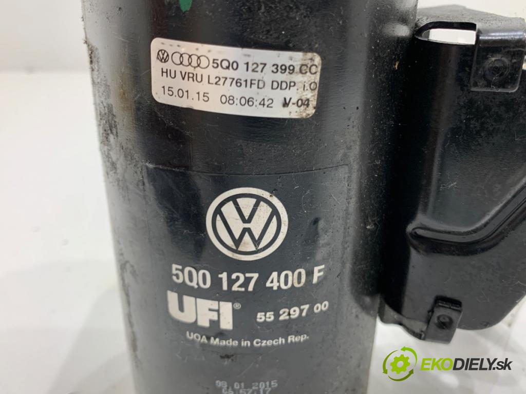 VW PASSAT B8 Kombi 2015 110 kW 2.0 TDI 1968 Obal filtra paliva 5Q0127399CC (Obal palivového filtra)