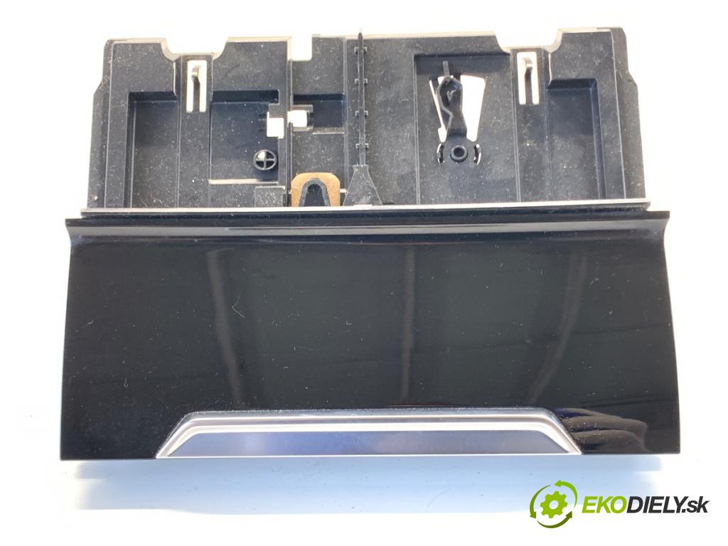VW PASSAT B8 Kombi 2015 110 kW 2.0 TDI 1968 popelník 3G1863284