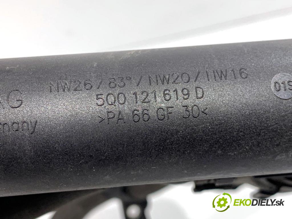 VW PASSAT B8 Kombi 2015 110 kW 2.0 TDI 1968 Rúra vody 5Q0121619D