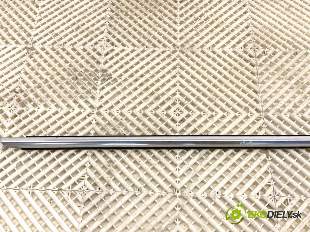 VW PASSAT B8 Kombi 2015 110 kW 2.0 TDI 1968 Lišta Sbírání: predný pravy