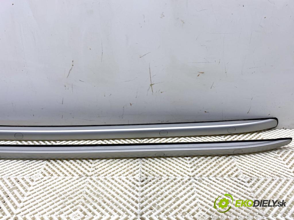 HYUNDAI i30 Kombi 2023 88 kW 1.0 T-GDI 998 lyžiny STRECHA: