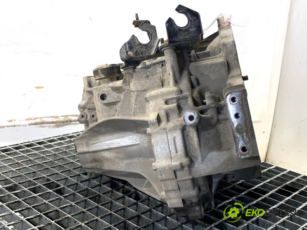 TOYOTA AURIS II liftback 2016 73 kW 1.3 (NRE180_) 1329 Prevodovka 33111-02050 31115-0D111 (Prevodovka)